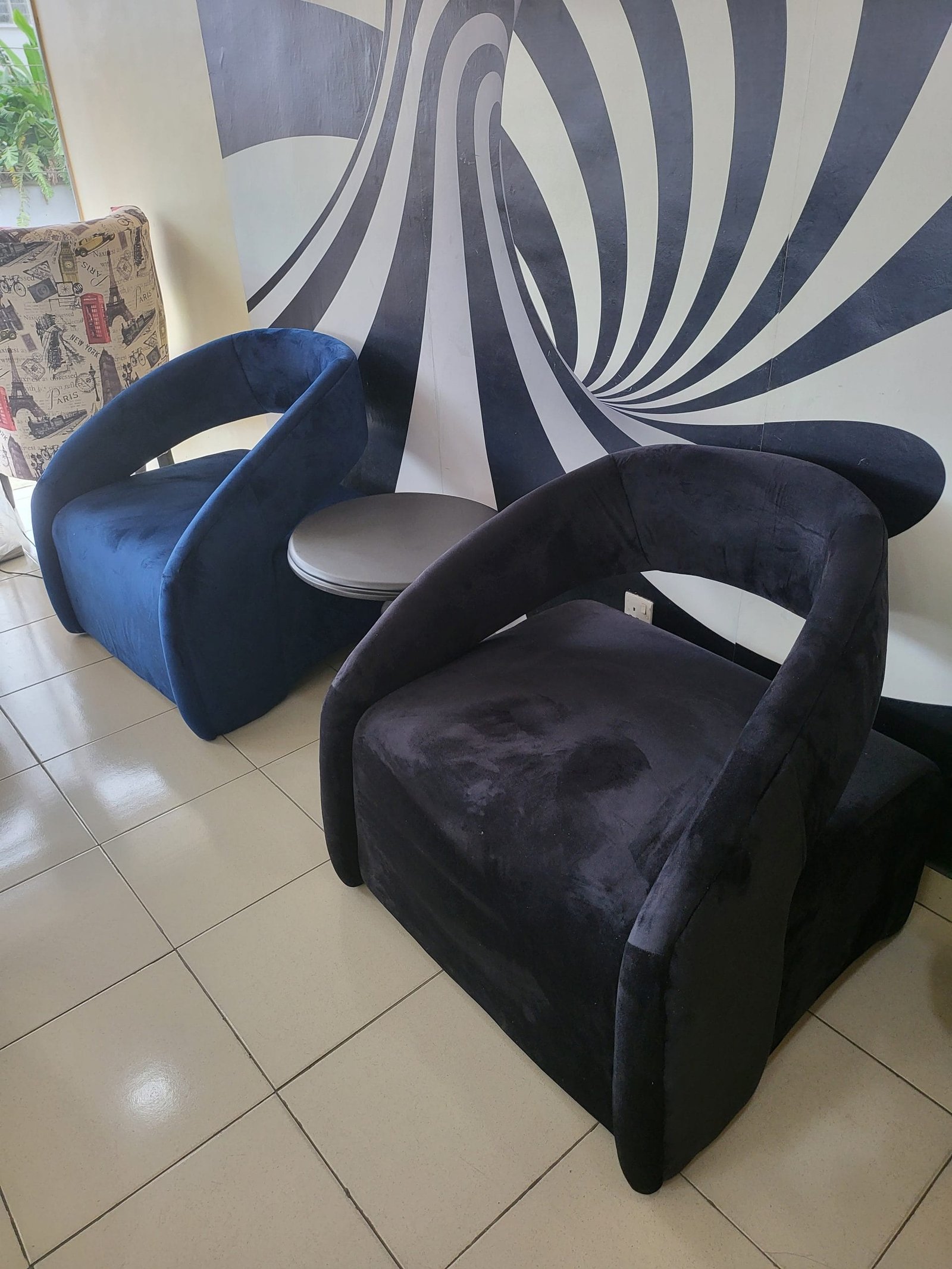 C-Shaped Stylish Accent Chair3 C-Shaped Stylish Accent Chair3