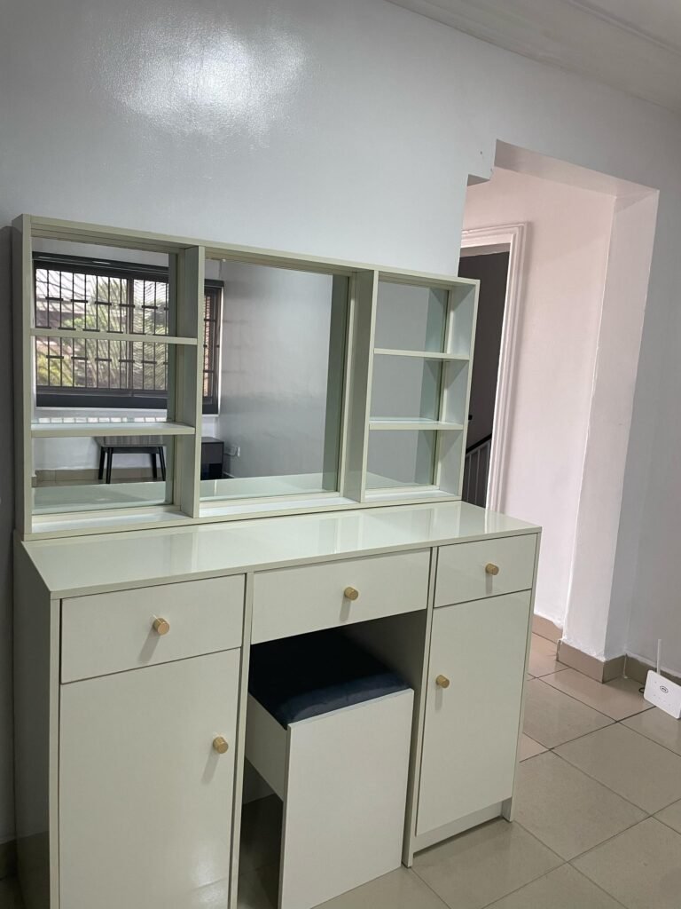dresser
